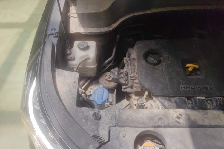 Used Kia Sportage R 2019 2.0L Automatic Smart Luxury Edition Engine Bay Right