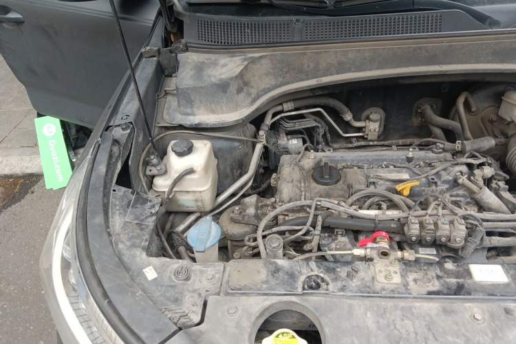 Used Kia Sportage R 2019 2.0L Automatic Smart Luxury Edition Engine Bay Right