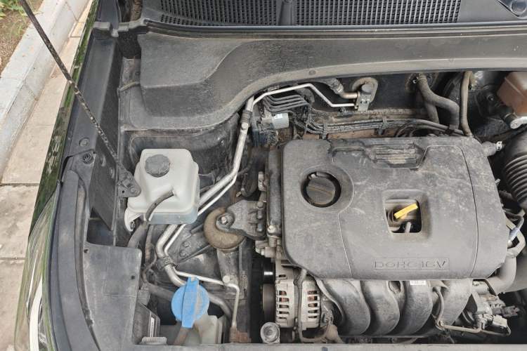Used Kia Sportage R 2019 2.0L Automatic Smart Luxury Edition Engine Bay Right
