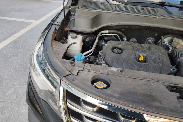 Used Kia Sportage R 2019 2.0L Automatic Smart Luxury Edition Engine Bay Right
