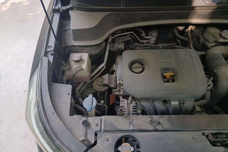 Used Kia Sportage R 2019 2.0L Automatic Smart Luxury Enhanced Edition Engine Bay Right