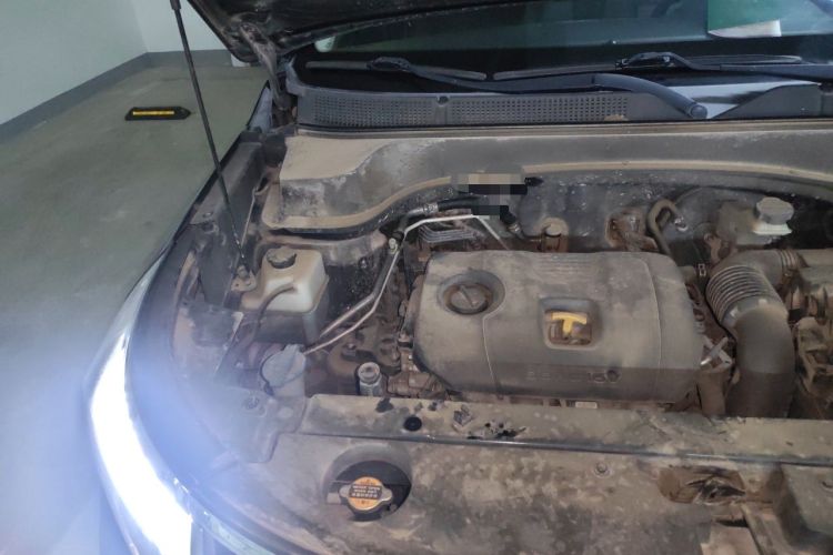 Used Kia Sportage R 2019 2.0L Automatic Smart Luxury Edition Engine Bay Right