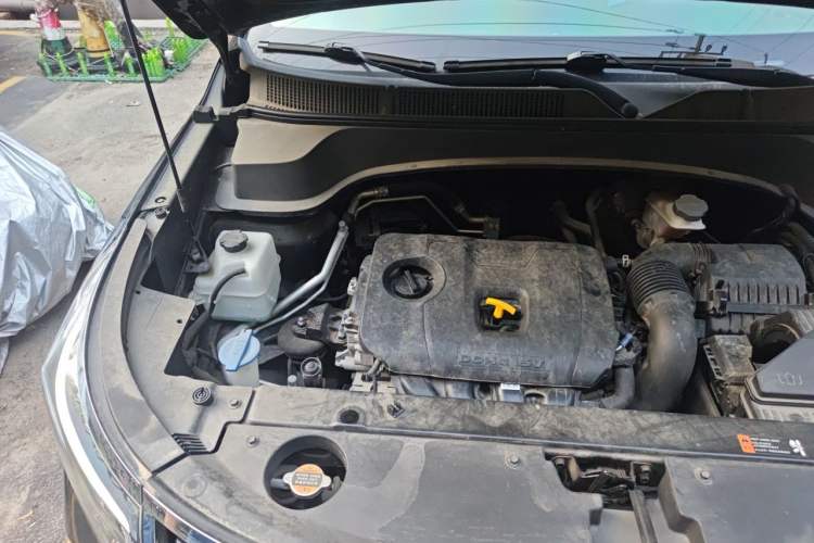 Used Kia Sportage R 2019 2.0L Automatic Smart Luxury Edition Engine Bay Right