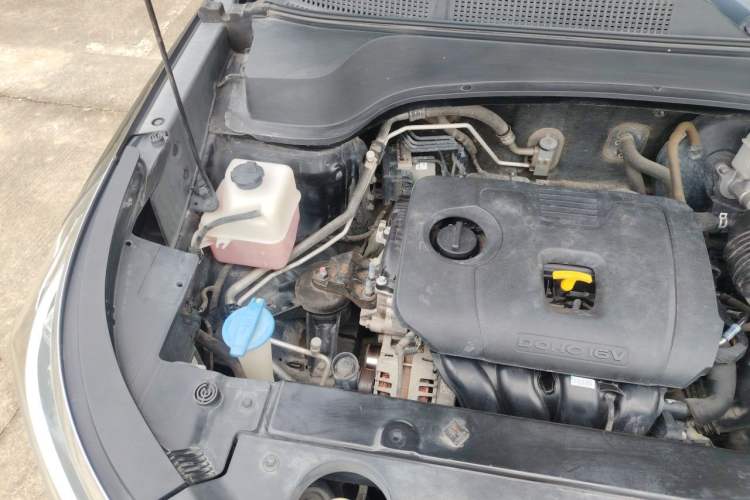 Used Kia Sportage R 2019 2.0L Automatic Smart Luxury Edition Engine Bay Right