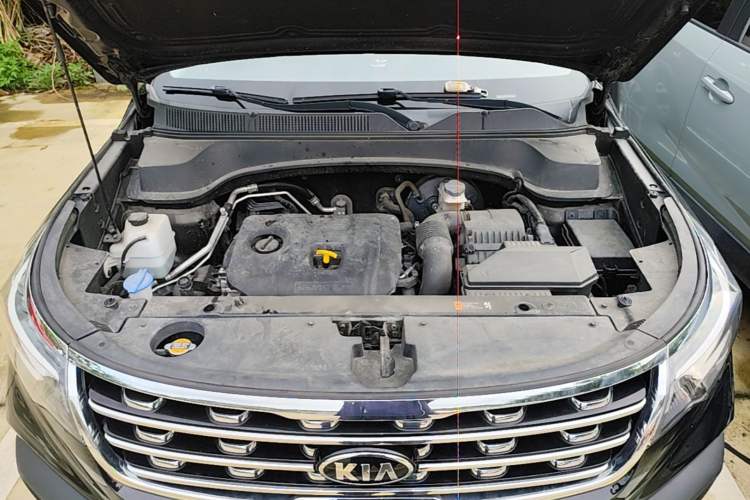 Used Kia Sportage R 2019 2.0L Automatic Smart Luxury Edition Engine Bay