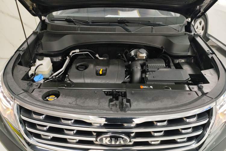 Used Kia Sportage R 2019 2.0L Automatic Smart Luxury Edition Engine Bay