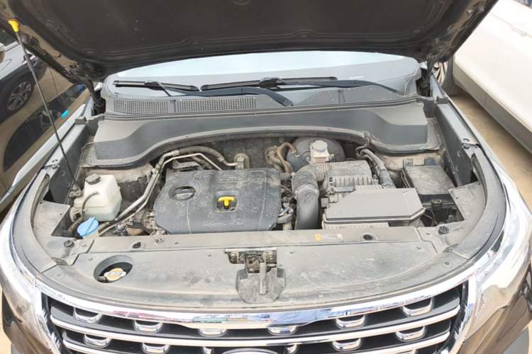 Used Kia Sportage R 2019 2.0L Automatic Smart Luxury Edition Engine Bay