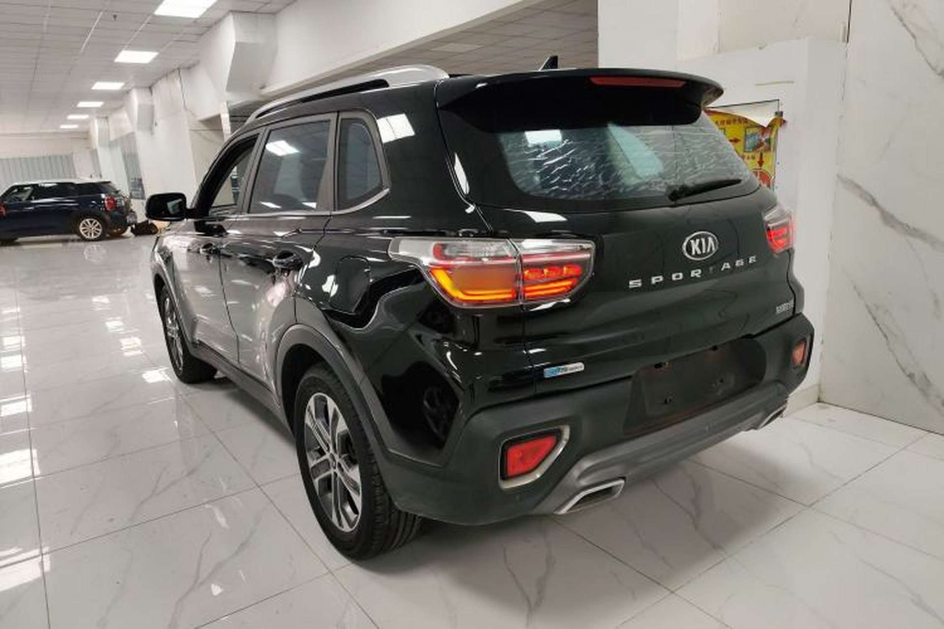 Used Kia Sportage R 2019 2.0L Automatic Smart Luxury Edition Exterior 2