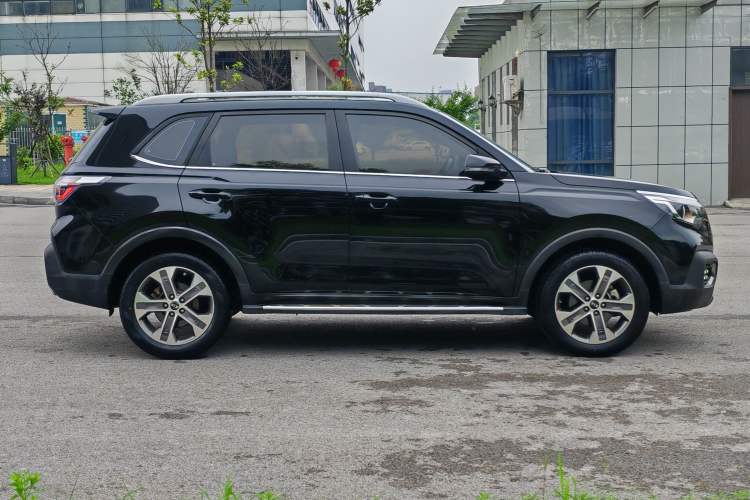 Used Kia Sportage R 2019 2.0L Automatic Smart Luxury Edition Exterior 7