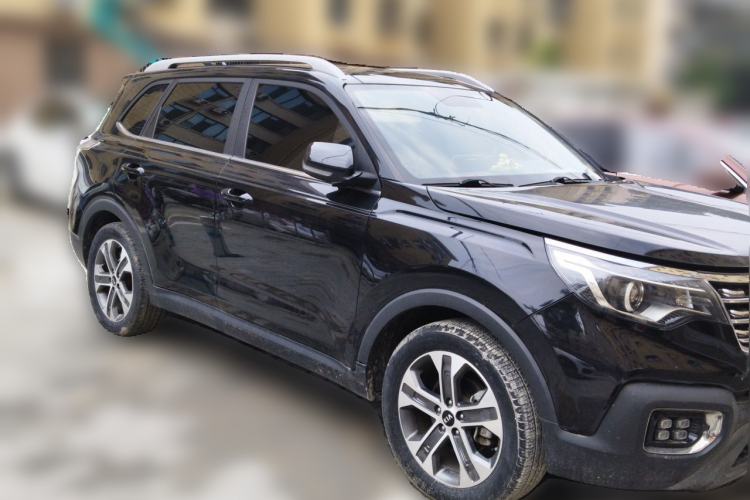 Used Kia Sportage R 2019 2.0L Automatic Smart Luxury Edition Front Right 45 Deg