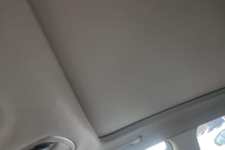 Used Kia Sportage R 2019 2.0L Automatic Smart Luxury Edition Headliner