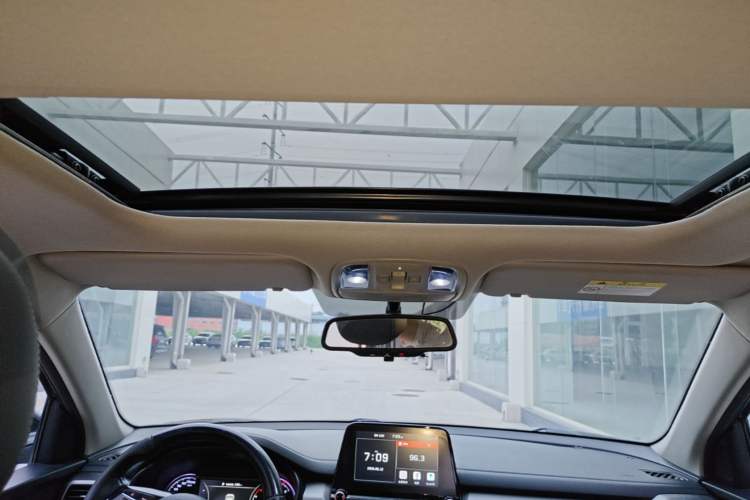 Used Kia Sportage R 2019 2.0L Automatic Smart Luxury Edition Headliner