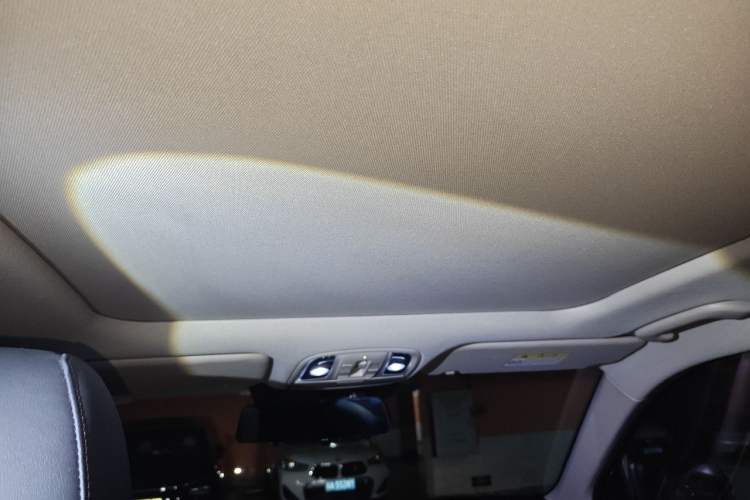Used Kia Sportage R 2019 2.0L Automatic Smart Luxury Edition Headliner