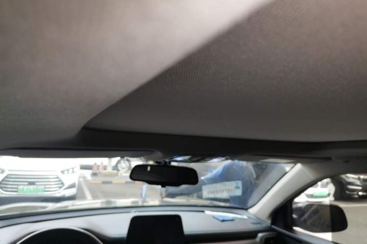 Used Kia Sportage R 2019 2.0L Automatic Smart Luxury Edition Headliner
