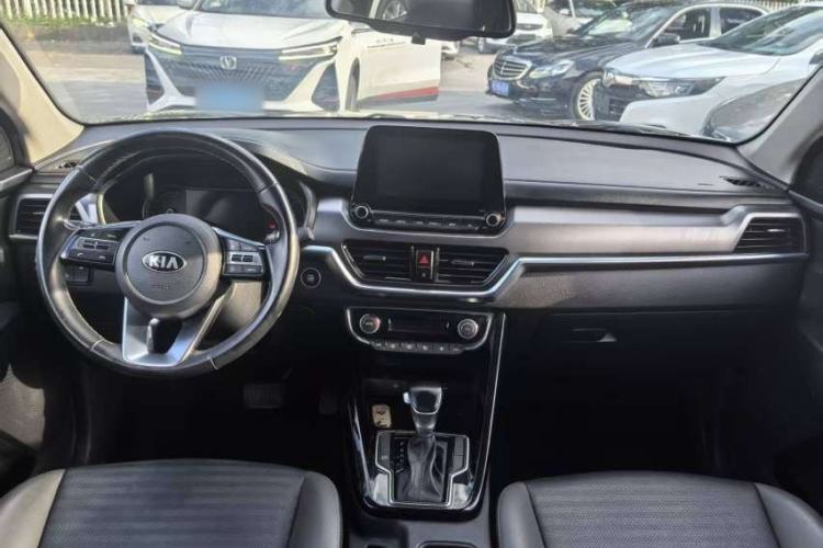 Used Kia Sportage R 2019 2.0L Automatic Smart Luxury Edition Interior 2