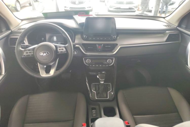 Used Kia Sportage R 2019 2.0L Automatic Smart Luxury Edition Interior 2