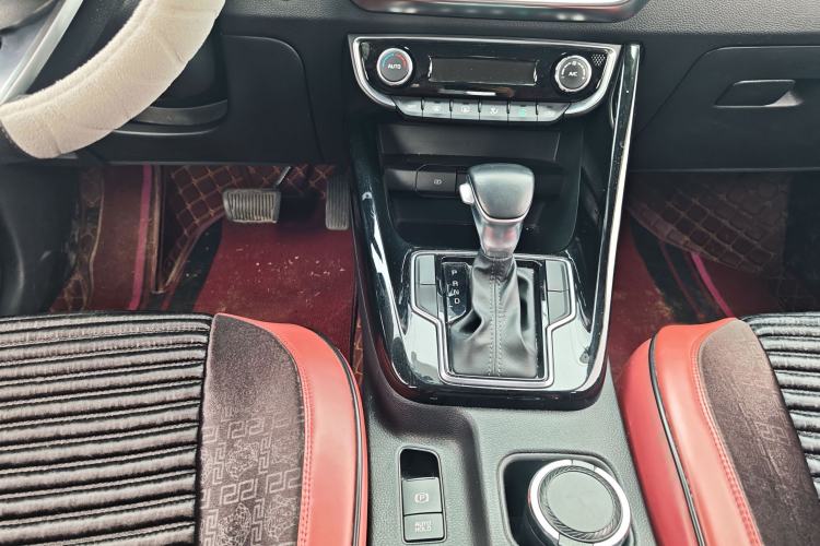 Used Kia Sportage R 2019 2.0L Automatic Smart Luxury Edition Interior 4