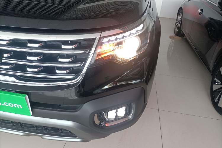Used Kia Sportage R 2019 2.0L Automatic Smart Luxury Edition Left Front Headlight