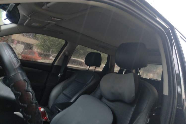 Used Kia Sportage R 2019 2.0L Automatic Smart Luxury Edition Left Front Seat