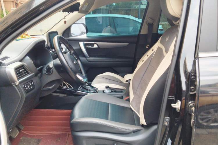 Used Kia Sportage R 2019 2.0L Automatic Smart Luxury Edition Left Front Seat