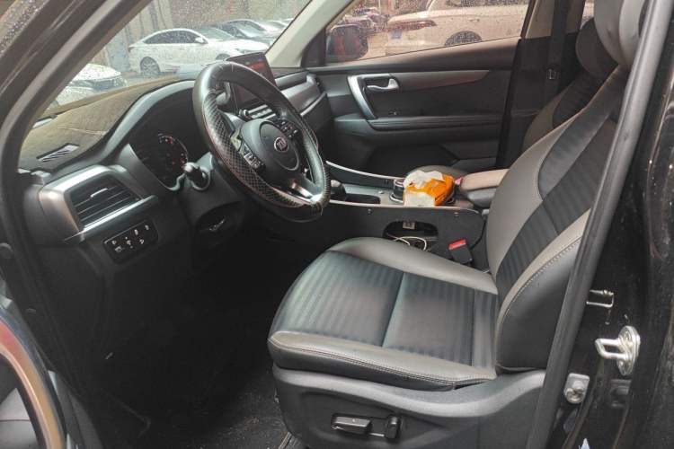 Used Kia Sportage R 2019 2.0L Automatic Smart Luxury Edition Left Front Seat