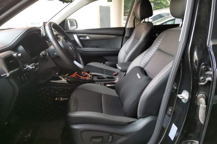 Used Kia Sportage R 2019 2.0L Automatic Smart Luxury Edition Left Front Seat