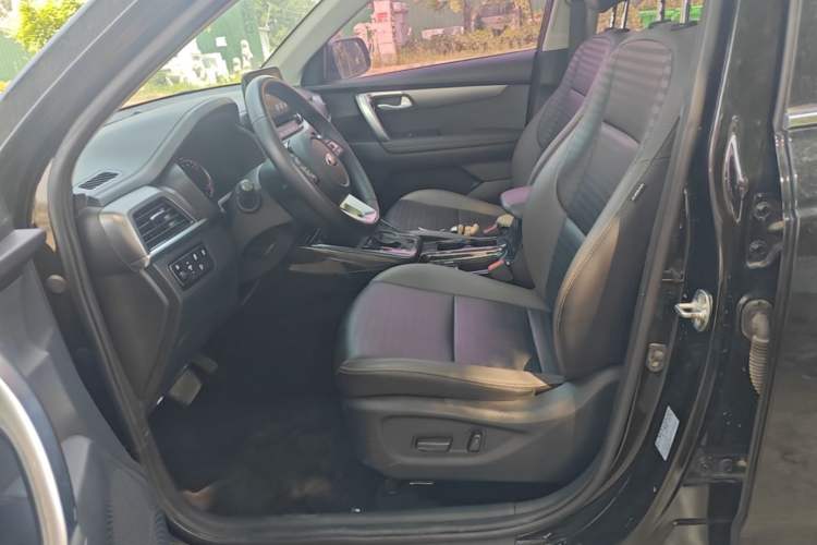 Used Kia Sportage R 2019 2.0L Automatic Smart Luxury Edition Left Front Seat