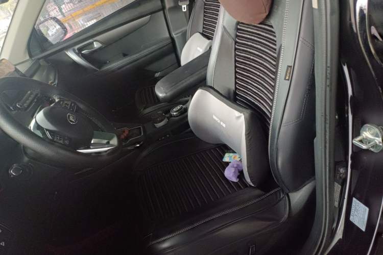 Used Kia Sportage R 2019 2.0L Automatic Smart Luxury Edition Left Front Seat