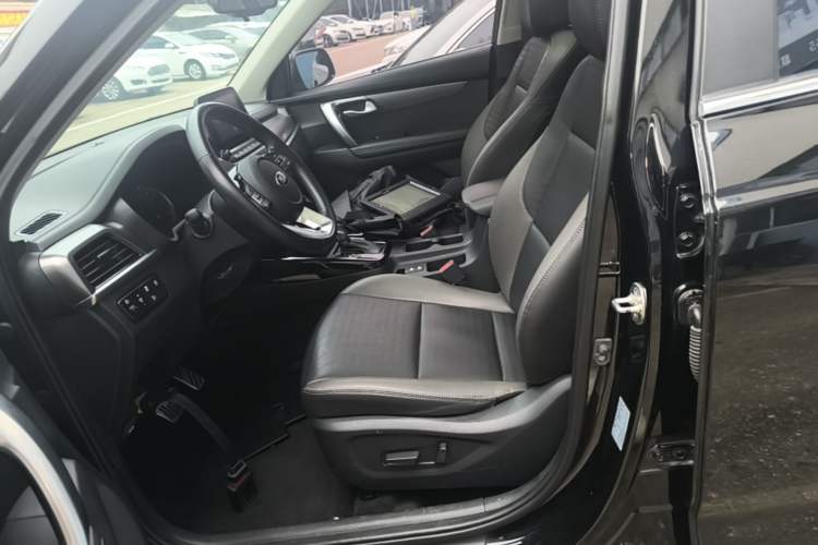 Used Kia Sportage R 2019 2.0L Automatic Smart Luxury Edition Left Front Seat