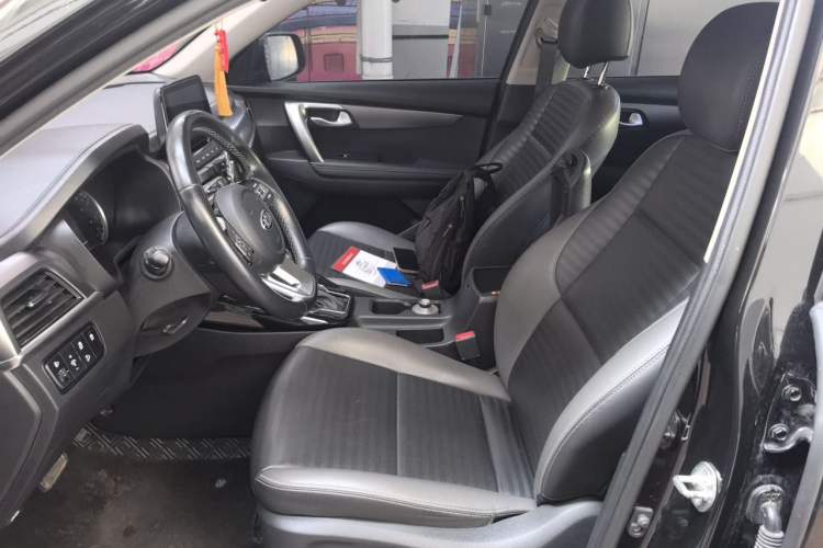 Used Kia Sportage R 2019 2.0L Automatic Smart Luxury Edition Left Front Seat