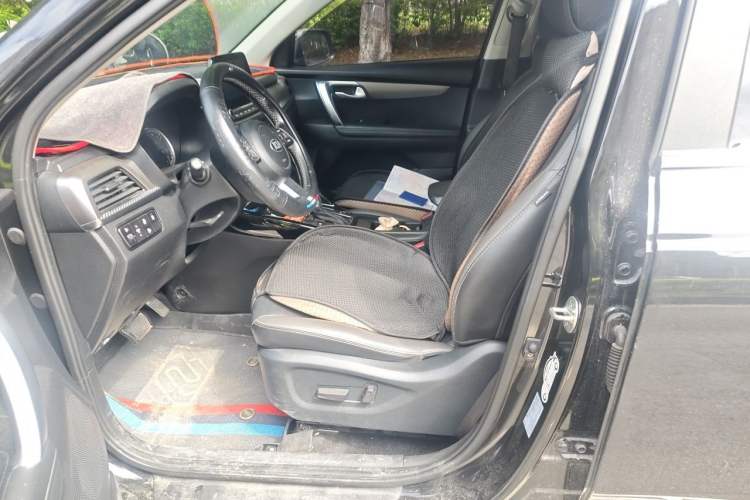 Used Kia Sportage R 2019 2.0L Automatic Smart Luxury Edition Left Front Seat