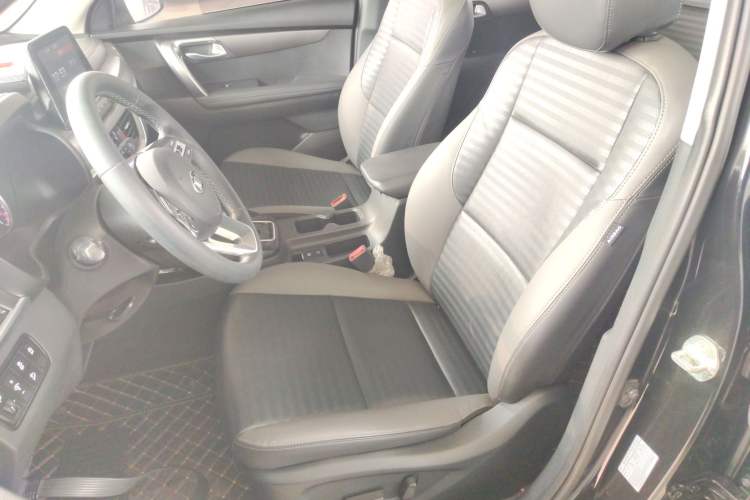 Used Kia Sportage R 2019 2.0L Automatic Smart Luxury Edition Left Front Seat