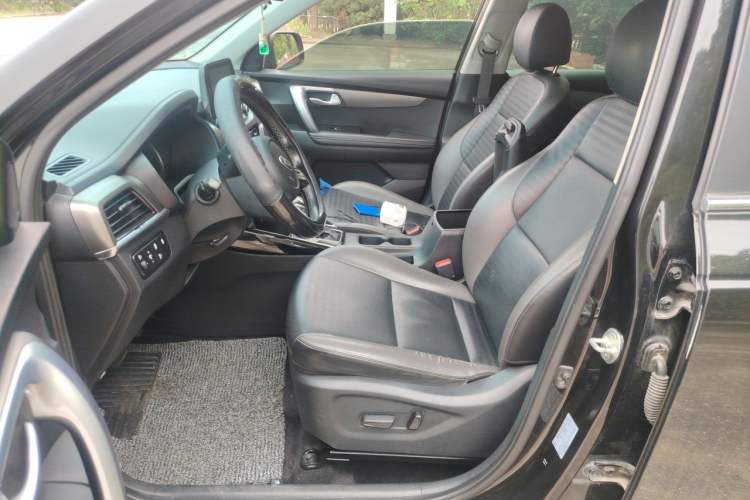 Used Kia Sportage R 2019 2.0L Automatic Smart Luxury Edition Left Front Seat