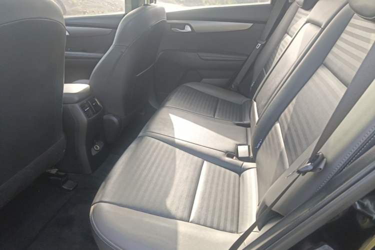 Used Kia Sportage R 2019 2.0L Automatic Smart Luxury Edition Left Rear Seat