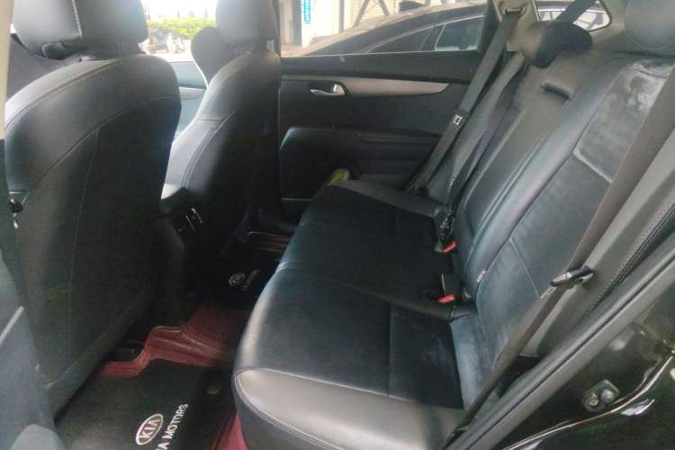 Used Kia Sportage R 2019 2.0L Automatic Smart Luxury Edition Left Rear Seat
