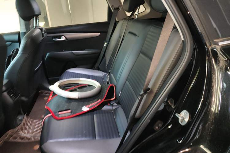 Used Kia Sportage R 2019 2.0L Automatic Smart Luxury Edition Left Rear Seat