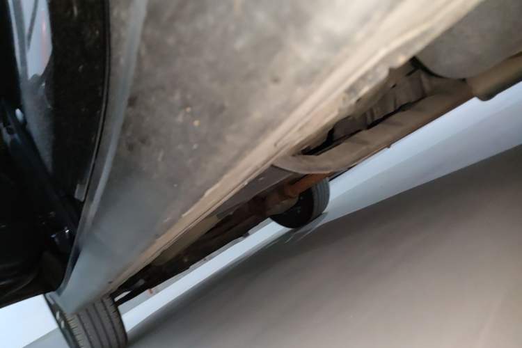 Used Kia Sportage R 2019 2.0L Automatic Smart Luxury Edition Left Side Sill