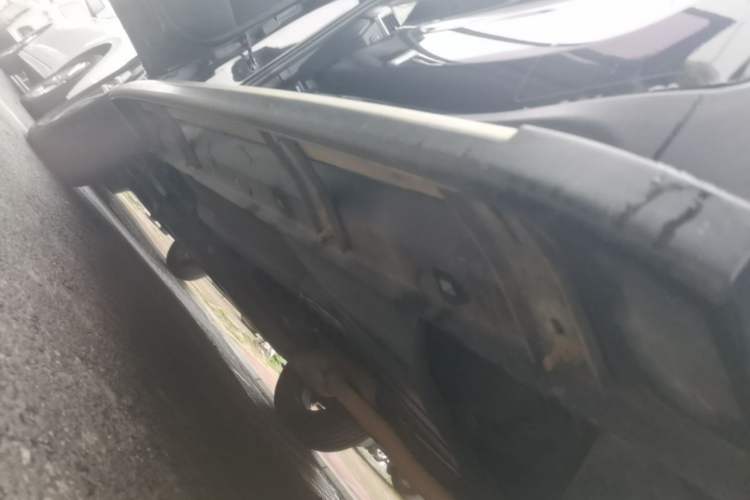 Used Kia Sportage R 2019 2.0L Automatic Smart Luxury Edition Left Side Sill