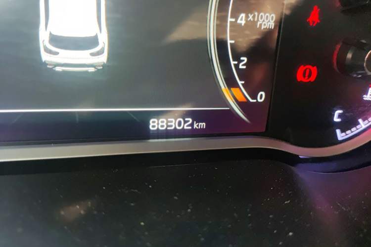 Used Kia Sportage R 2019 2.0L Automatic Smart Luxury Edition Odometer Close Up