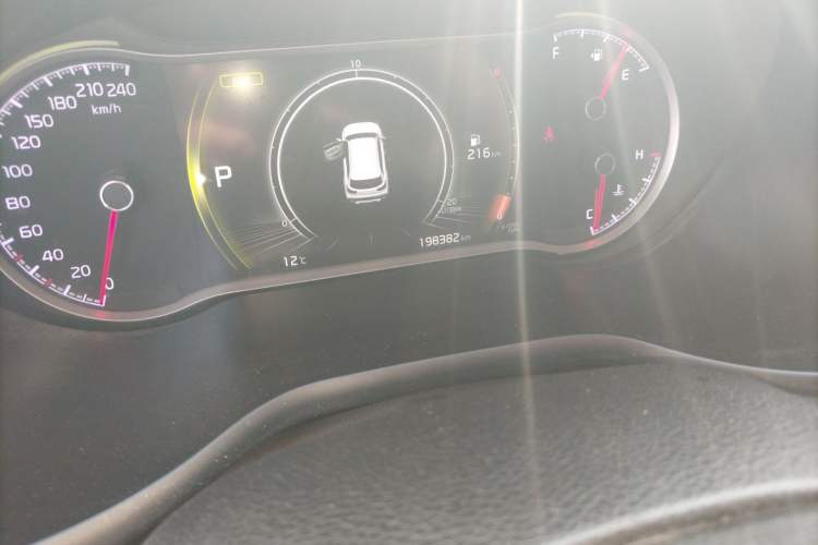 Used Kia Sportage R 2019 2.0L Automatic Smart Luxury Edition Odometer Close Up