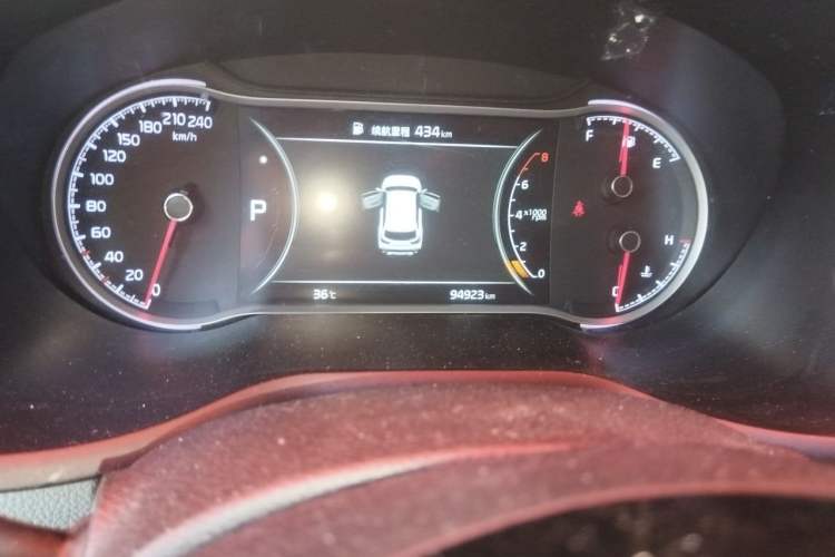 Used Kia Sportage R 2019 2.0L Automatic Smart Luxury Edition Odometer Close Up