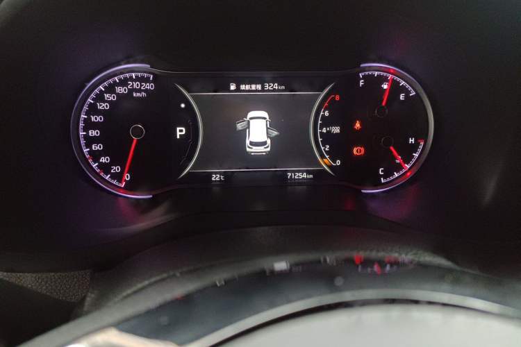 Used Kia Sportage R 2019 2.0L Automatic Smart Luxury Edition Odometer Close Up