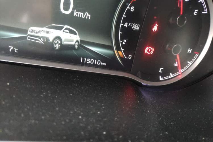 Used Kia Sportage R 2019 2.0L Automatic Smart Luxury Enhanced Edition Odometer Close Up