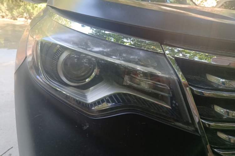 Used Kia Sportage R 2019 2.0L Automatic Smart Luxury Enhanced Edition Right Front Headlight