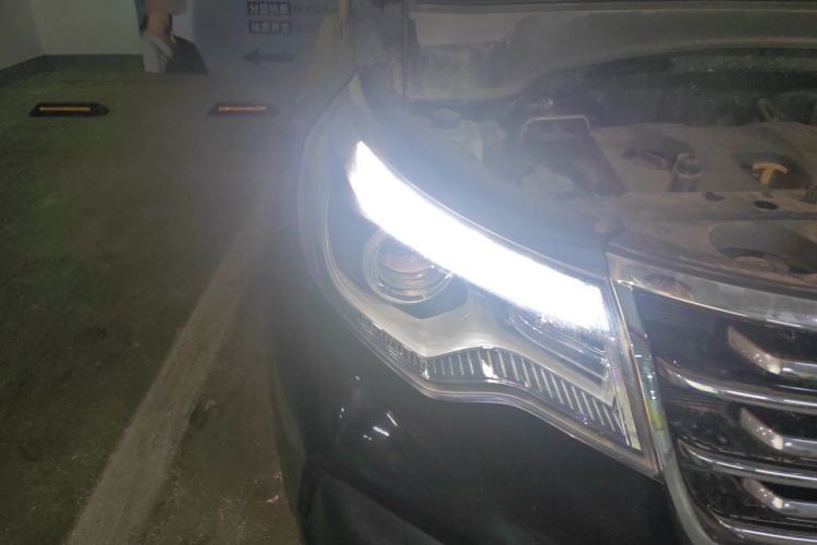 Used Kia Sportage R 2019 2.0L Automatic Smart Luxury Edition Right Front Headlight
