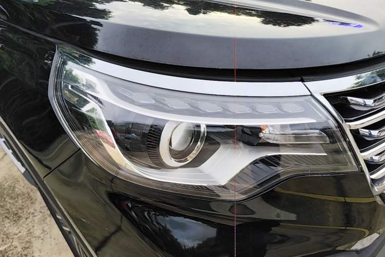 Used Kia Sportage R 2019 2.0L Automatic Smart Luxury Edition Right Front Headlight