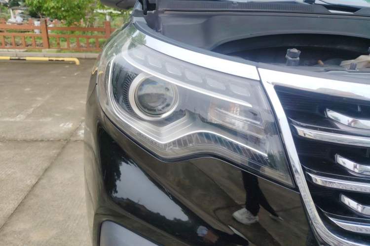 Used Kia Sportage R 2019 2.0L Automatic Smart Luxury Edition Right Front Headlight