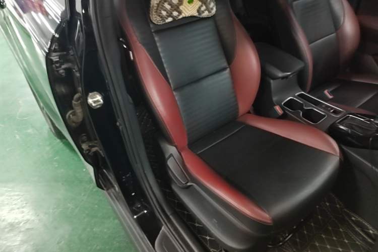 Used Kia Sportage R 2019 1.4T DCT Smart Luxury Edition GLS Right Front Seat