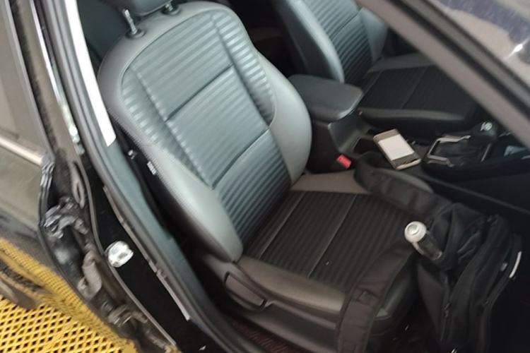 Used Kia Sportage R 2019 2.0L Automatic Smart Luxury Edition Right Front Seat