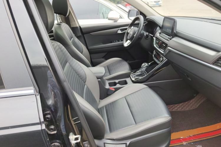 Used Kia Sportage R 2019 2.0L Automatic Smart Luxury Edition Right Front Seat